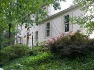 10 Fenchley Ct, Little Rock, AR 72212