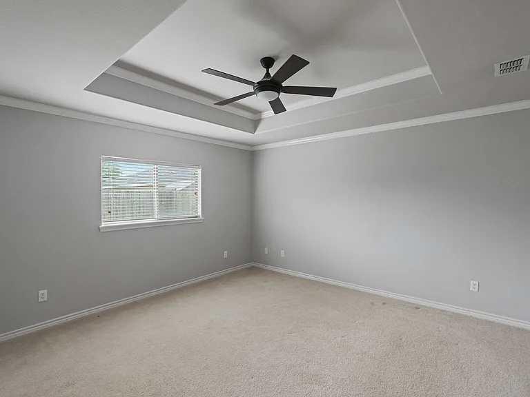 6815 Fox Hill Dr — Photo 8