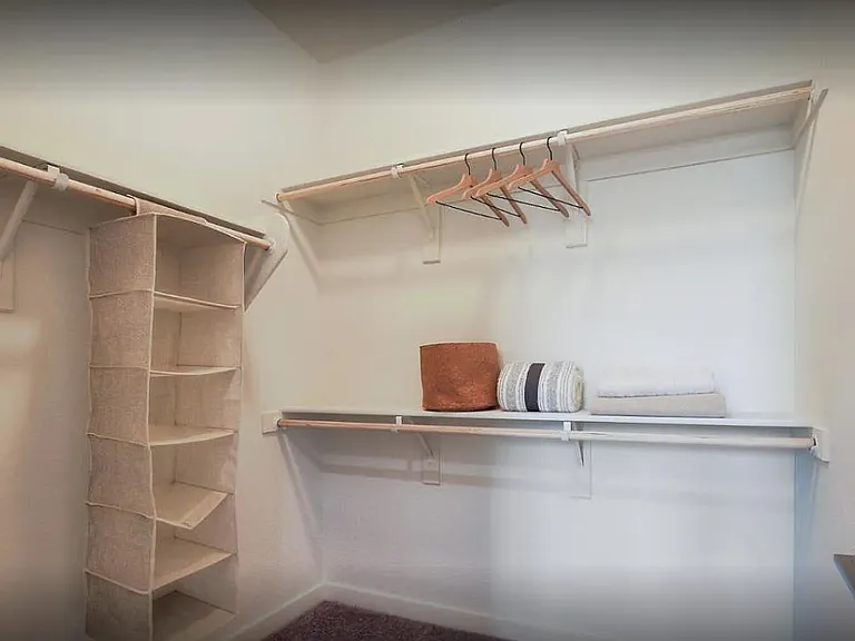 8th & Row Townhomes — Photo 13