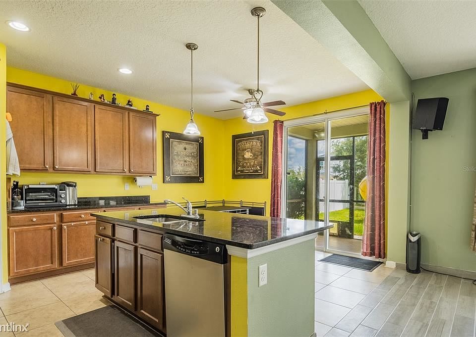 1st image of 879R Quiet Stone Ln