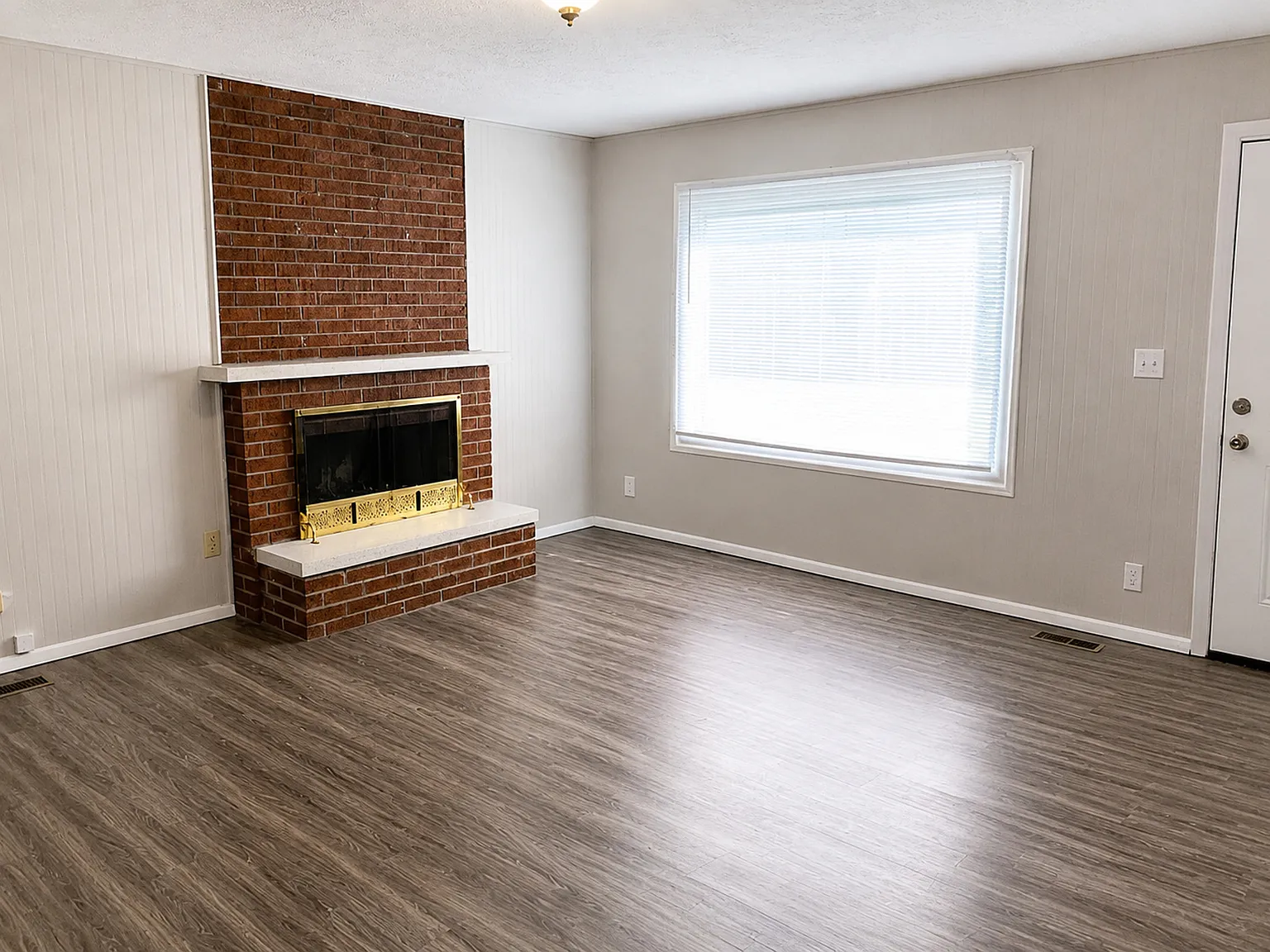  8 2472 Sickle Rd - 1 — Photo 2