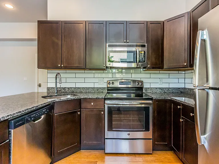 4213 Chester Avenue Modern Living in the Heart of University City — Photo 6