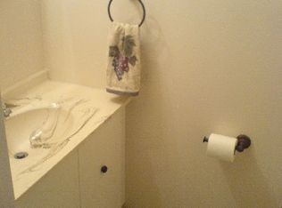 1044 Ramsgate Dr APT C, Sterling, VA 20164