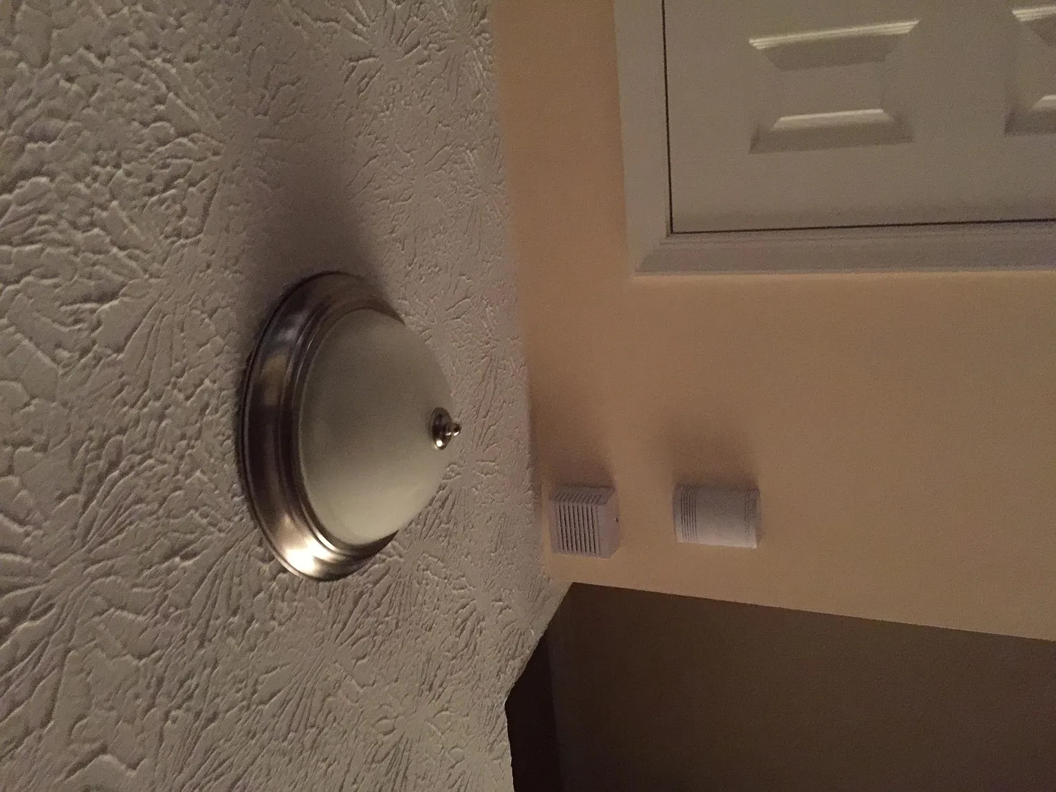 2 bed, 1600 sqft, $2,400 — Photo 2