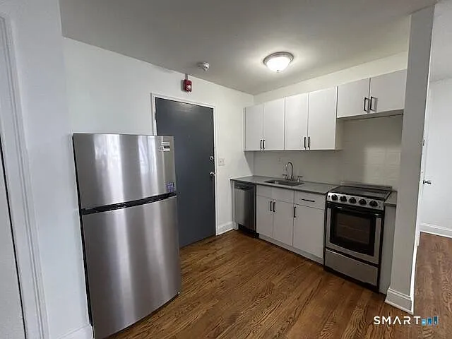 114A Grove St #11 — Photo 7