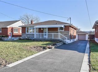 84 Blanmora Dr, Hamilton, ON L8G2A8
