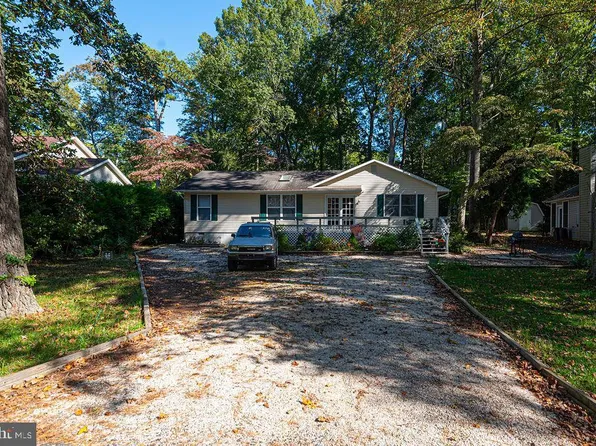 165 Seafarer Ln, Ocean Pines, MD 21811