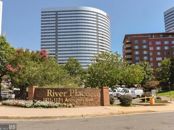 1111 Arlington Blvd, Arlington, VA
