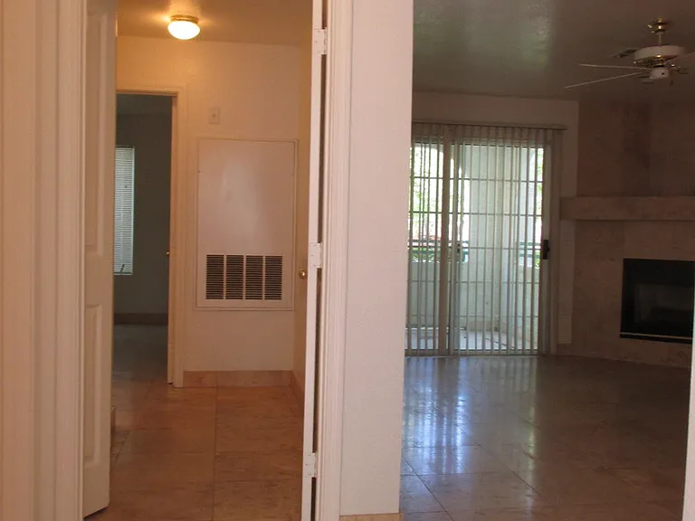 8452 Boseck Dr #187 — Photo 4