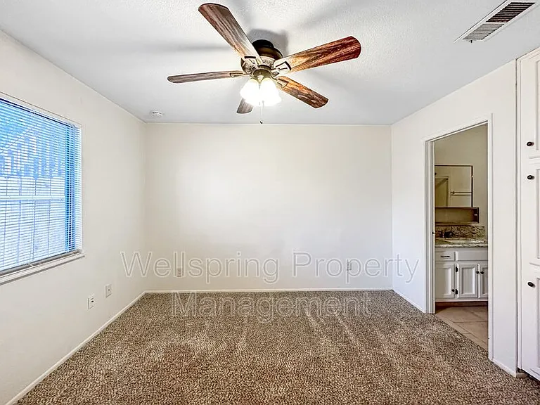 940 W Graaf B Approved App #D — Photo 9