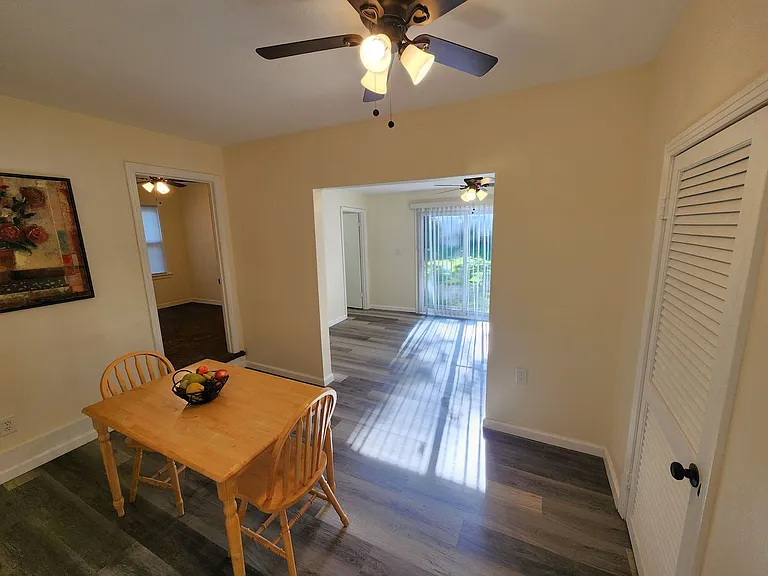 917 SW Watson Ave — Photo 10
