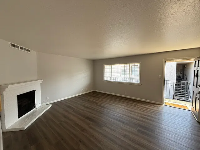 1170 Regent St #D — Photo 11