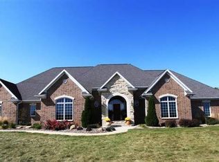 8718 Hawkeye Rd, Waterloo, IA 50701