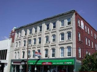 64 Merrimack St #8, Hooksett, NH 03106