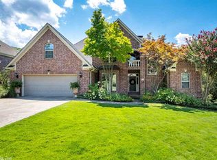 17 Challain Cv, Little Rock, AR 72223