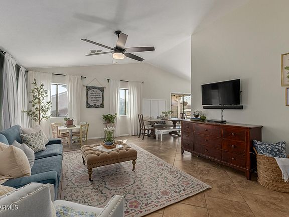 3rd image of 11353 W LOMA BLANCA Drive