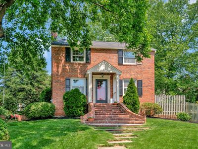 2231 N Illinois St, Arlington, VA, 22205