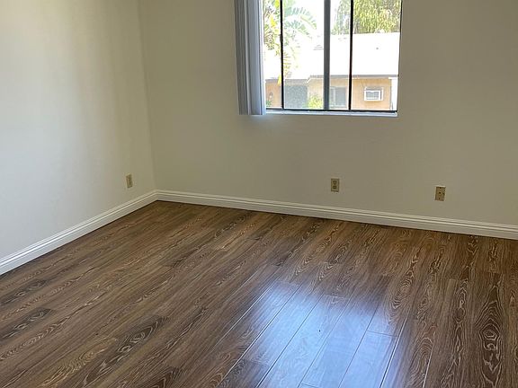 4th image of 601 Dewey Ave APT O
