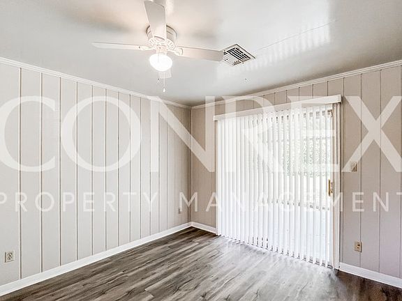 3rd image of 3863 Pelzer Ave