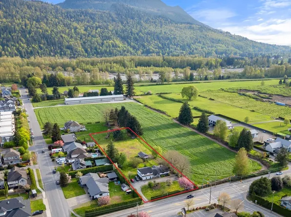 44366 Keith Wilson Rd, Chilliwack, BC V2R 4B6