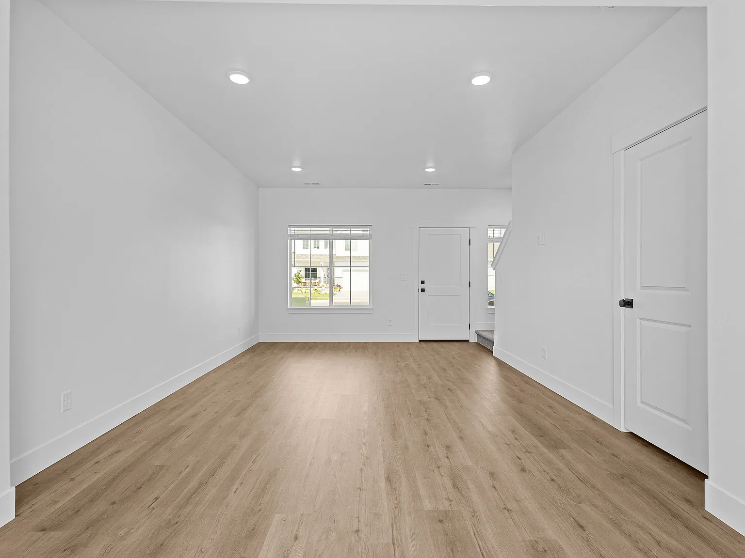 4 bed, 1897 sqft, $2,600 — Photo 4