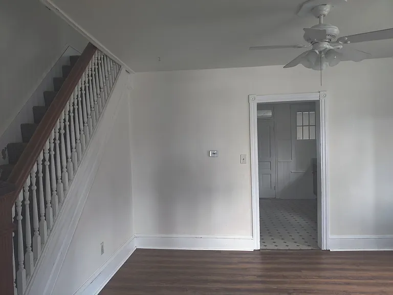 122 Hanover St — Photo 7