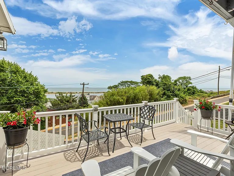 1 Lighthouse Rd — Photo 8