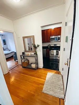 Rented by Dynamik Realty | media 11