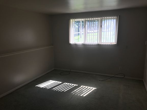 3rd image of 11 Genesee St APT A1