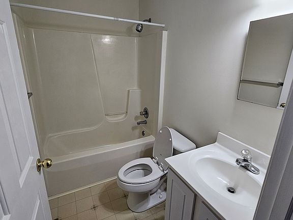 2nd image of 601 S Arch St