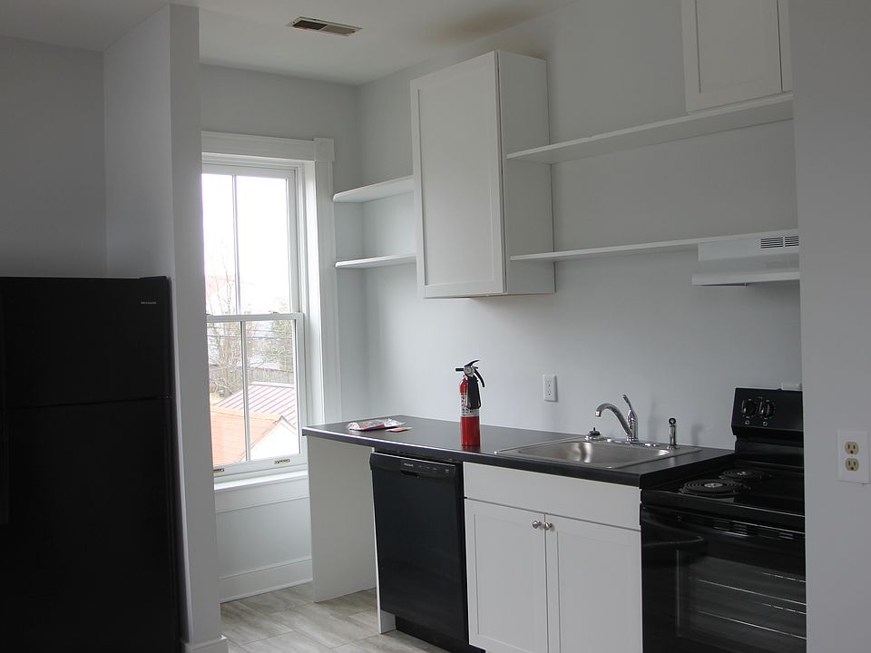 Apt 2 Kitchen