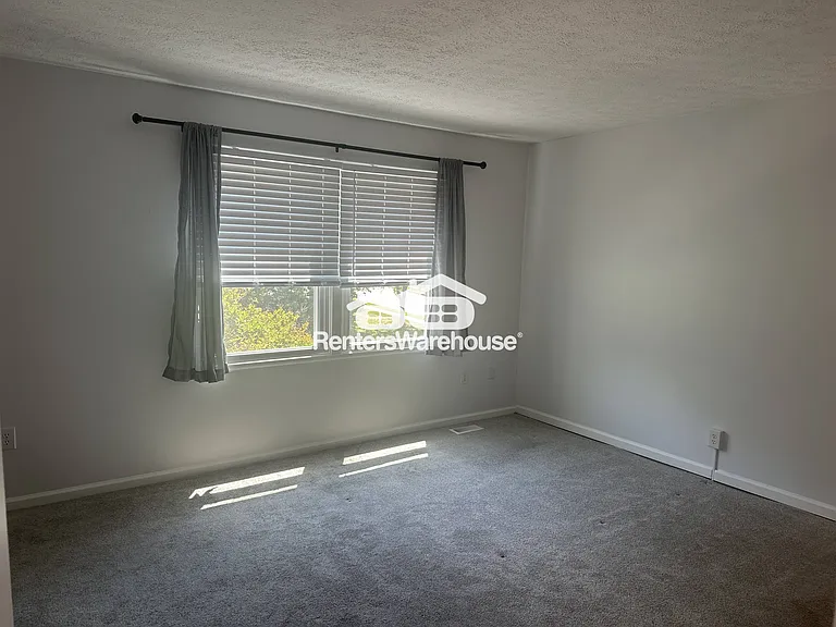 6 Hobb Ct — Photo 10