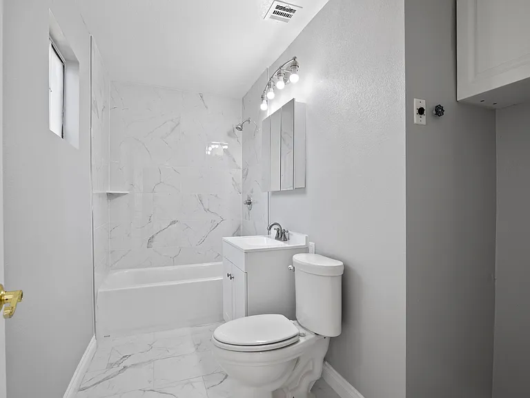42729 42nd St W — Photo 13