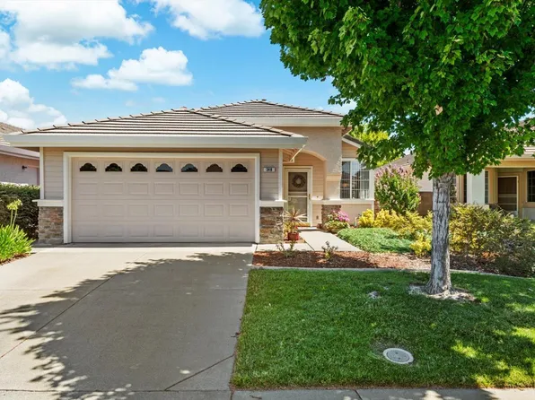 348 Trellis Lane, Vacaville, CA 95687