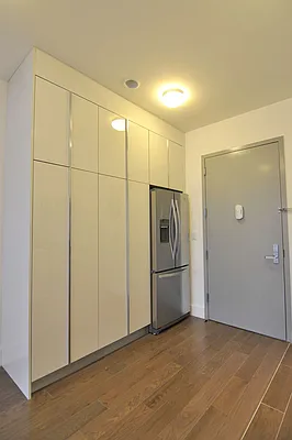 Rented by Nest Seekers International | media 9