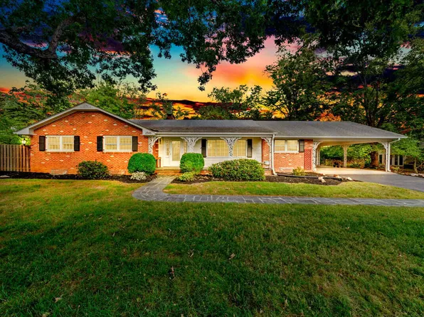 2546 Sharmar Rd, Roanoke, VA 24018