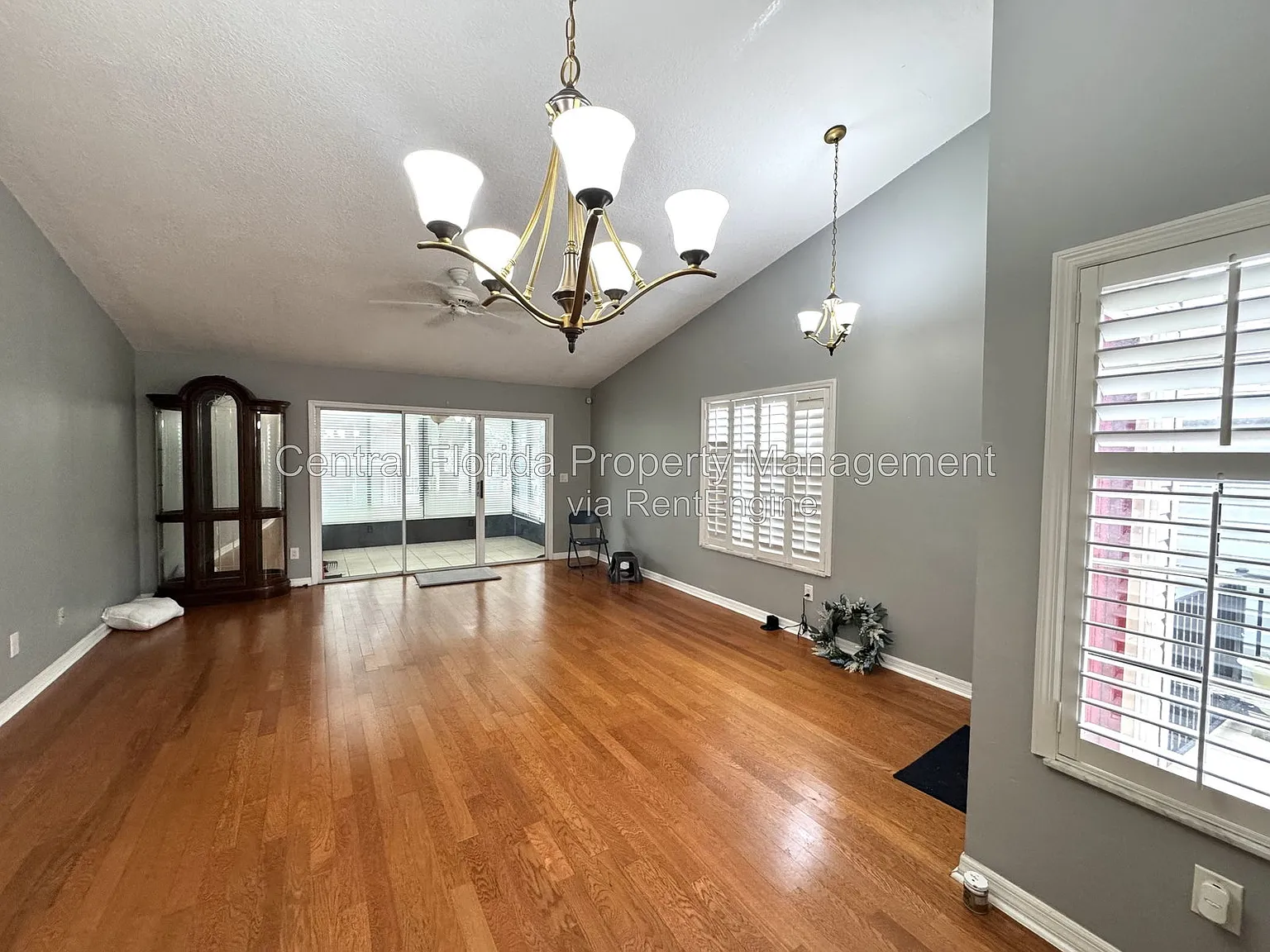 3 bed, 2.0 bath, 1492 sqft, $2,099 — Photo 3