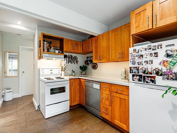 5th image of 7001 Nesters Rd #7
