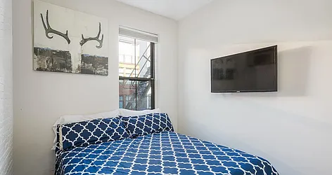 Rented by Manhattan Realty Group