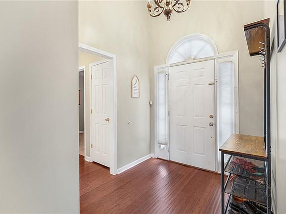 5th image of 30 Atwood Dr NW