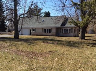 5857 Main St, Butte Des Morts, WI 54927