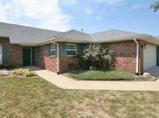 327 Radcliff Rd, Shiloh, IL 62221