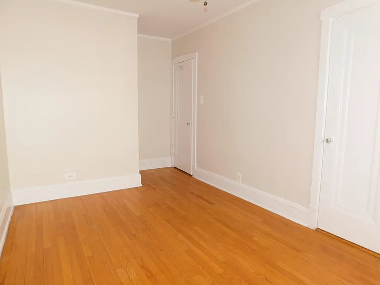 429 Linden Ave #L2 — Photo 10