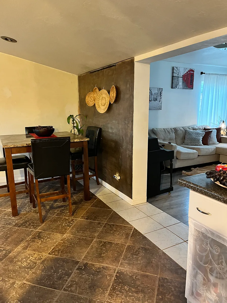 Dining area - table and 4 chairs - can be removed if needed - 190 W Concord Brg
