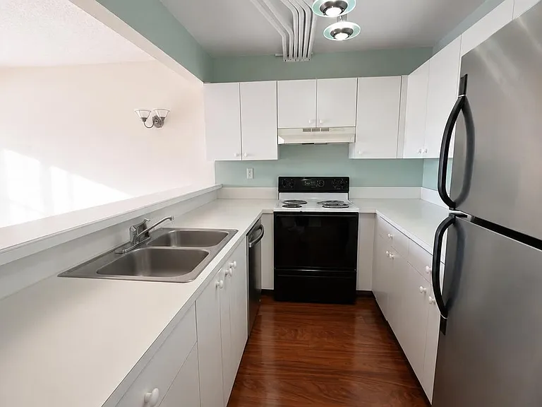 701 NW 19th St #408 — Photo 5