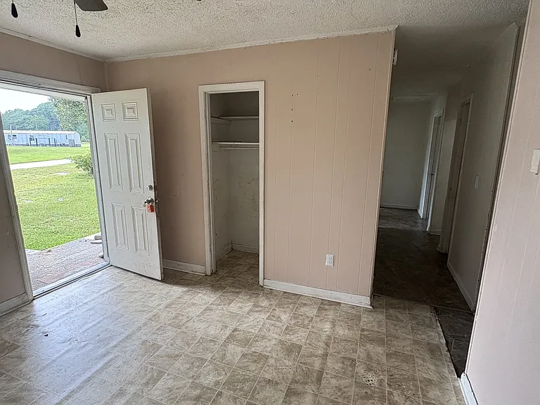 216 Bonita Ln — Photo 11