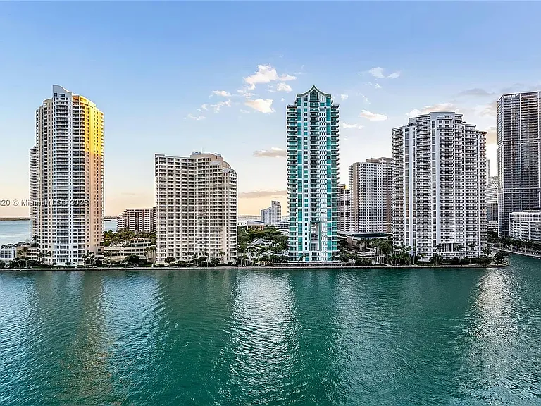 335 Biscayne Blvd #1505 — Photo 2