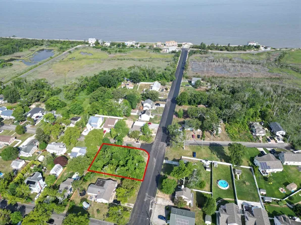 1105 Millman Blvd, Villas, NJ 08251