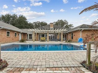 110 Noble Dr, Belle Chasse, LA 70037
