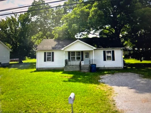 602 Oakdale St, Manchester, TN 37355